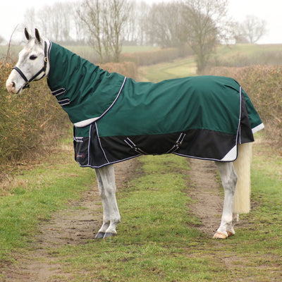 DefenceX 100g Turnout Rug With Detachable Neck